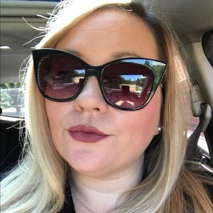 Meet your Posher, Tamara